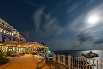 Фото номера Двухместный номер с 1 кроватью и балконом, вид на море Отель Hotel Tyulenovo г. Тюленово 10